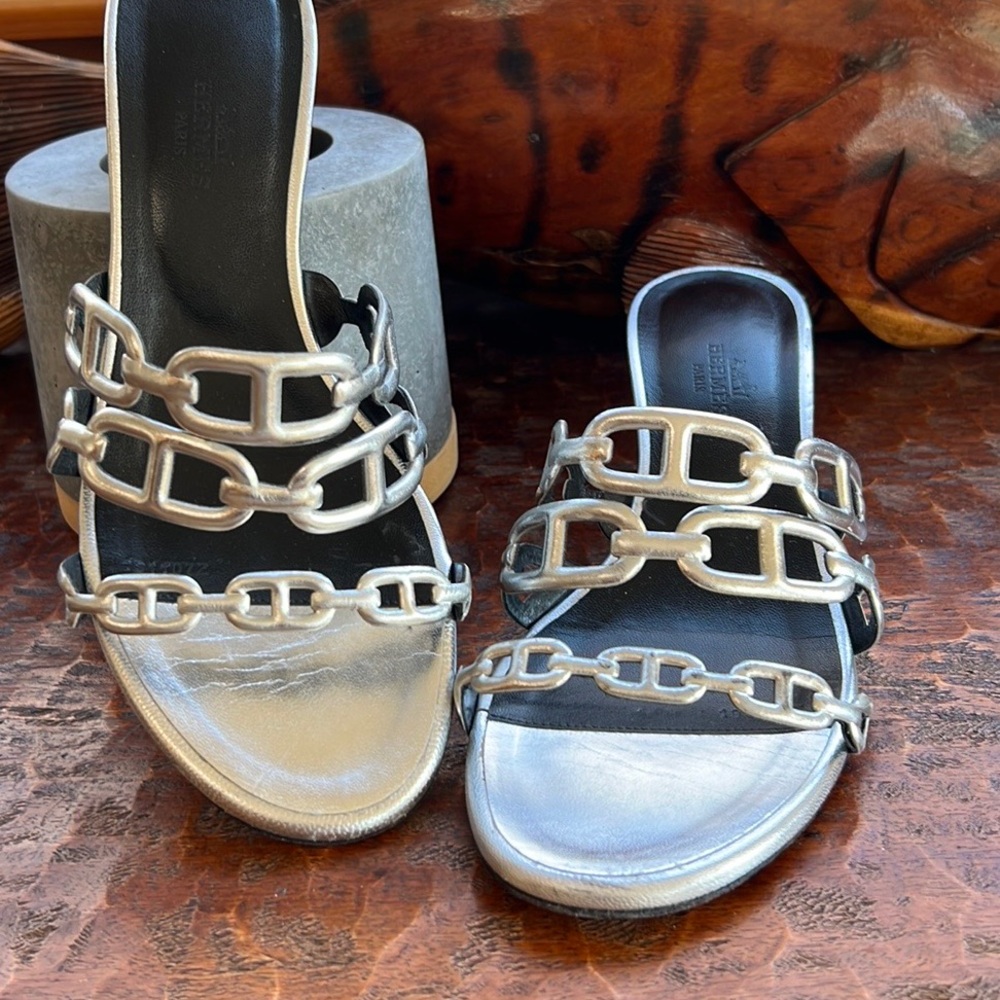 HERMES Metallic Calfskin Tandem Sandals Luxury Size 37 - Picture 6 of 16